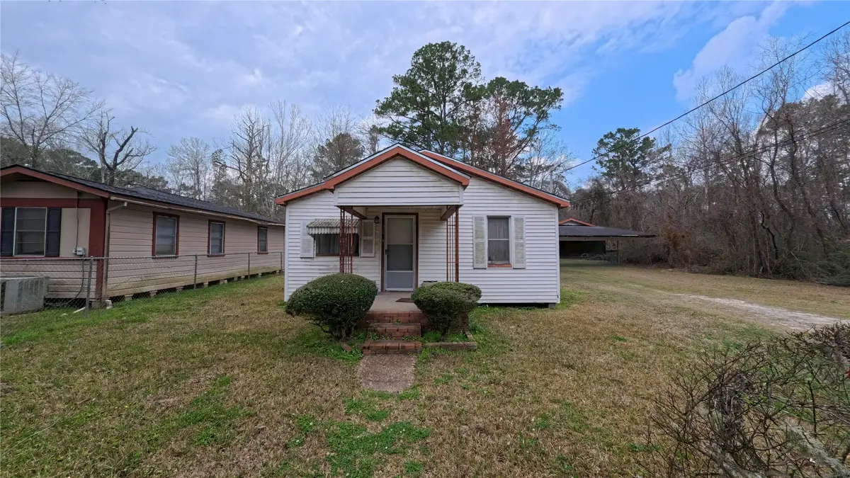 325 S 19th Street, Silsbee, TX 77656 - #1