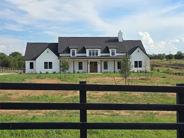 370 Spring Creek Road, Brenham, TX 77833