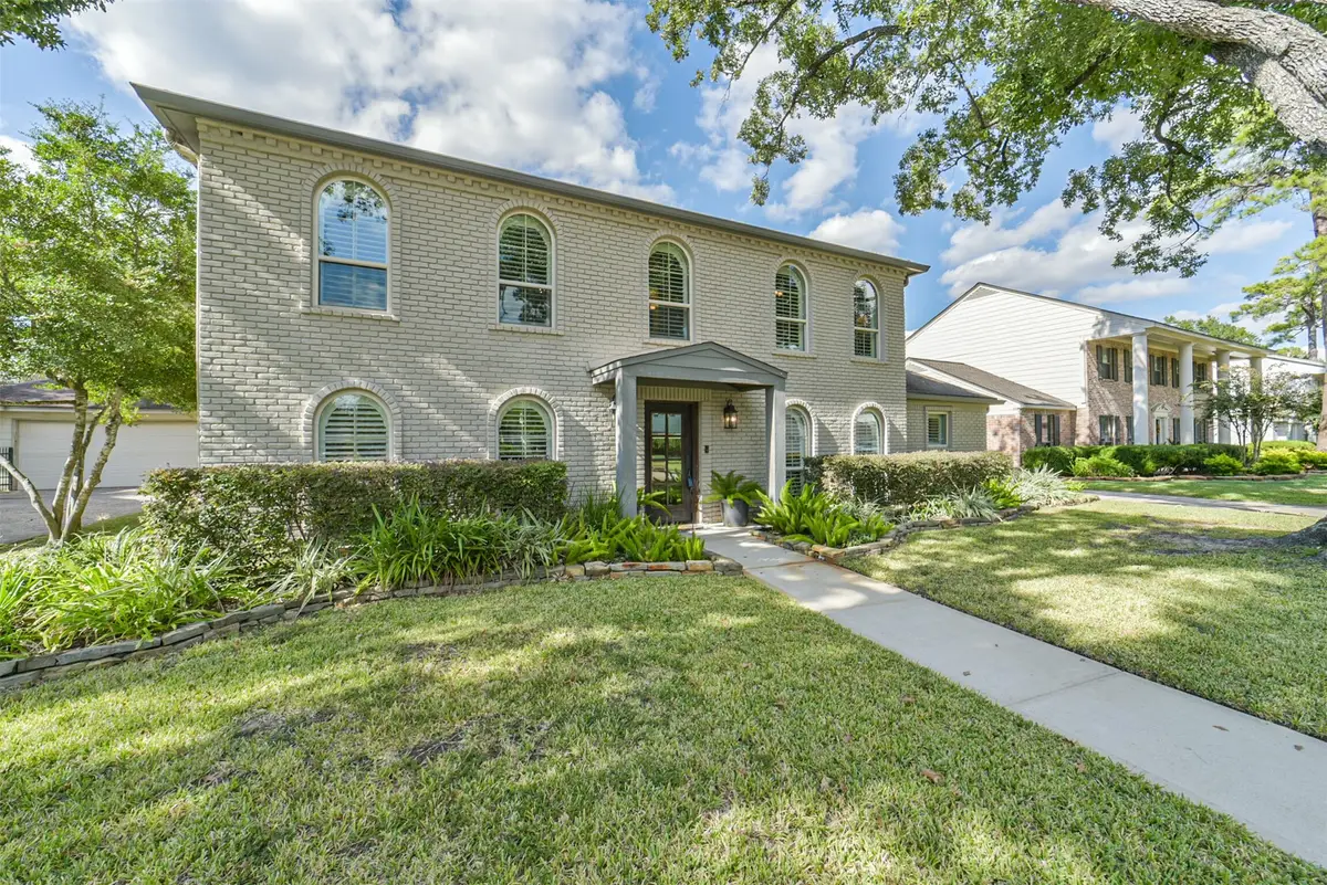 415 Bayou Knoll Drive, Houston, TX 77079 - Image #1