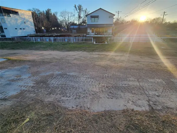 940 Euel Moore Drive 1 Drive, Kingsland, TX 78639