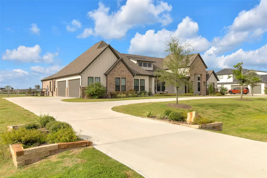1024 Lake Breeze Drive, Waller, TX 77484 - #2