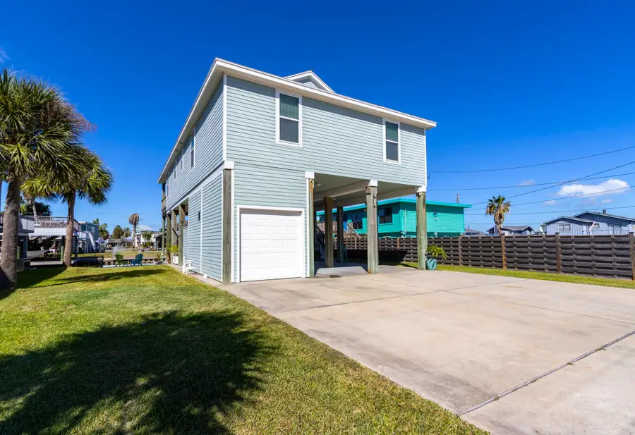 16506 Trinidad Way, Jamaica Beach, TX 77554 - Image #2