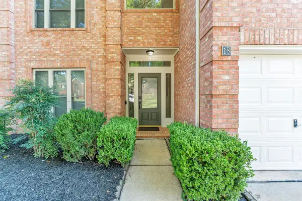 18 Dover Drive, Conroe, TX 77304