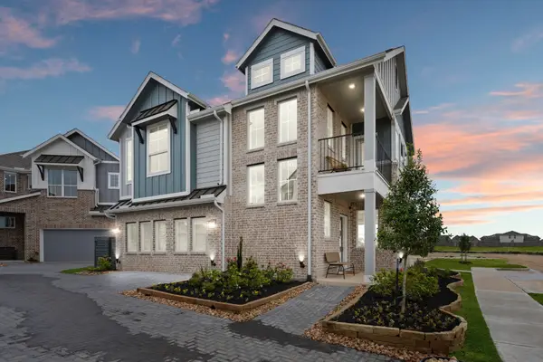 21218 Creeping Bentgrass Drive, Cypress, TX 77433