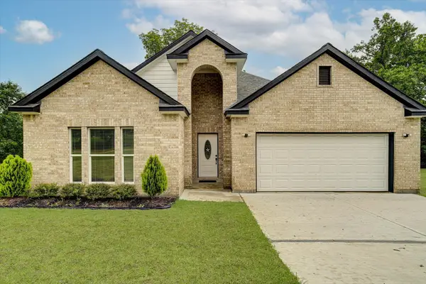 113 County Road 645, Dayton, TX 77535