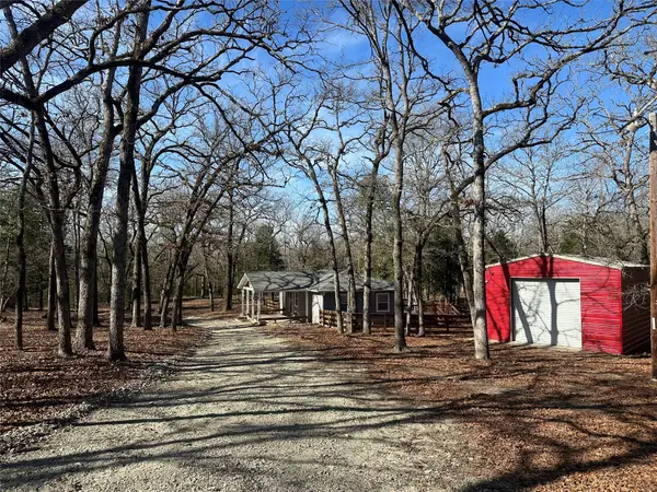 4025 395, Buffalo, TX 75831