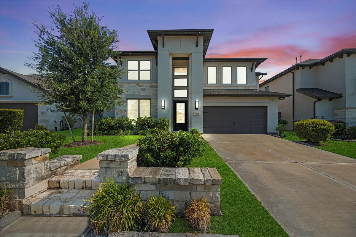 9511 Shaded Tree Drive, Missouri City, TX 77459 - #1