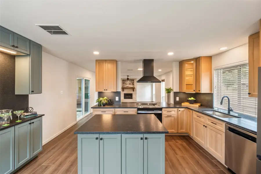 15826 Stonehaven Drive, Houston, TX 77059 - #2