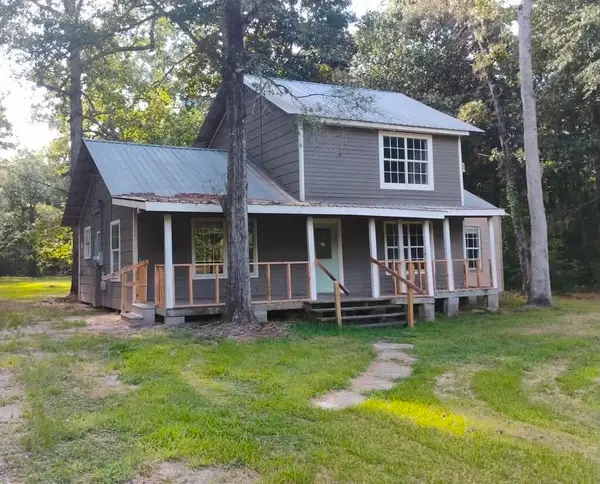 2361 Eastwood Drive, Saratoga, TX 77585