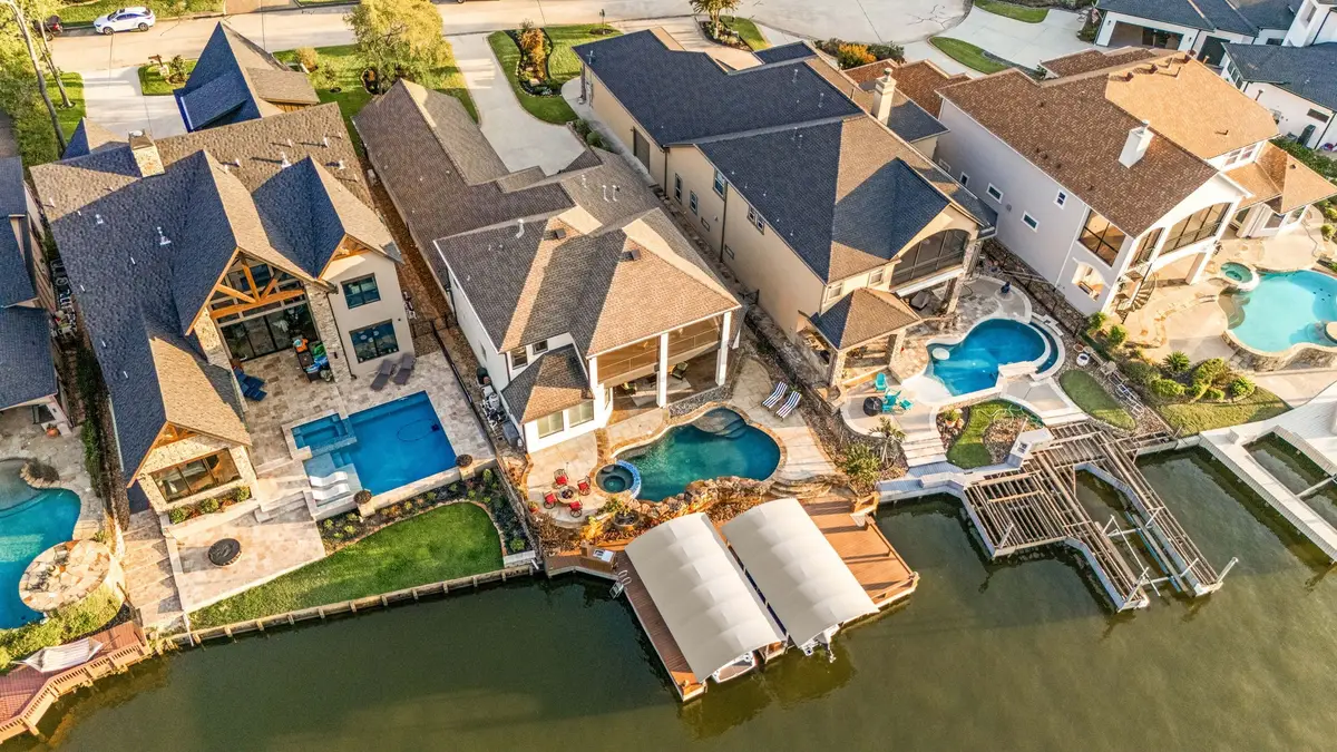 161 Westlake Point, Montgomery, TX 77356 - Image #1