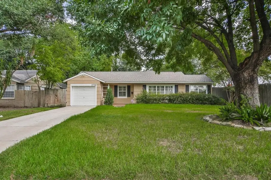 4708 Mayfair Street, Bellaire, TX 77401 - Image #2