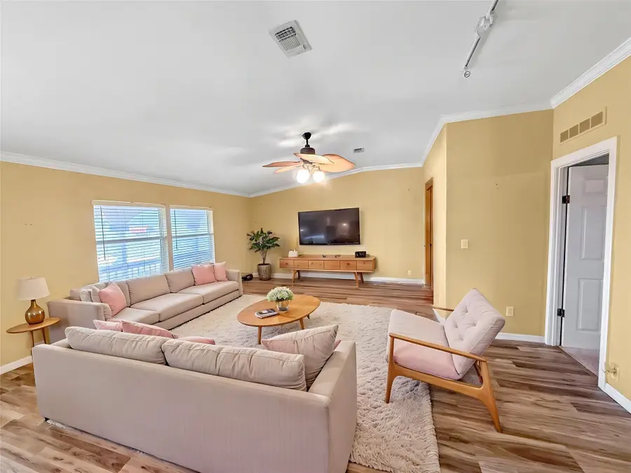1152 Van Sant, Gilchrist, TX 77617 - #2