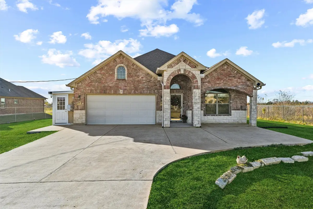 19545 Crosby Eastgate Road, Crosby, TX 77532 - Image #1
