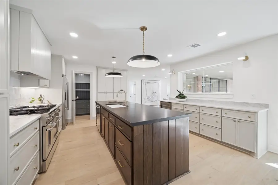 6155 Ella Lee Lane, Houston, TX 77057 - Image #3