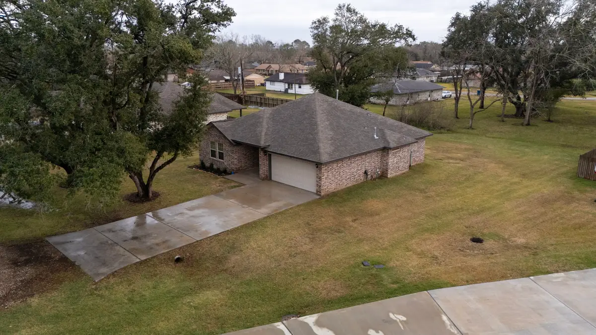 62 Nelson Court, Jones Creek, TX 77541 - Image #1