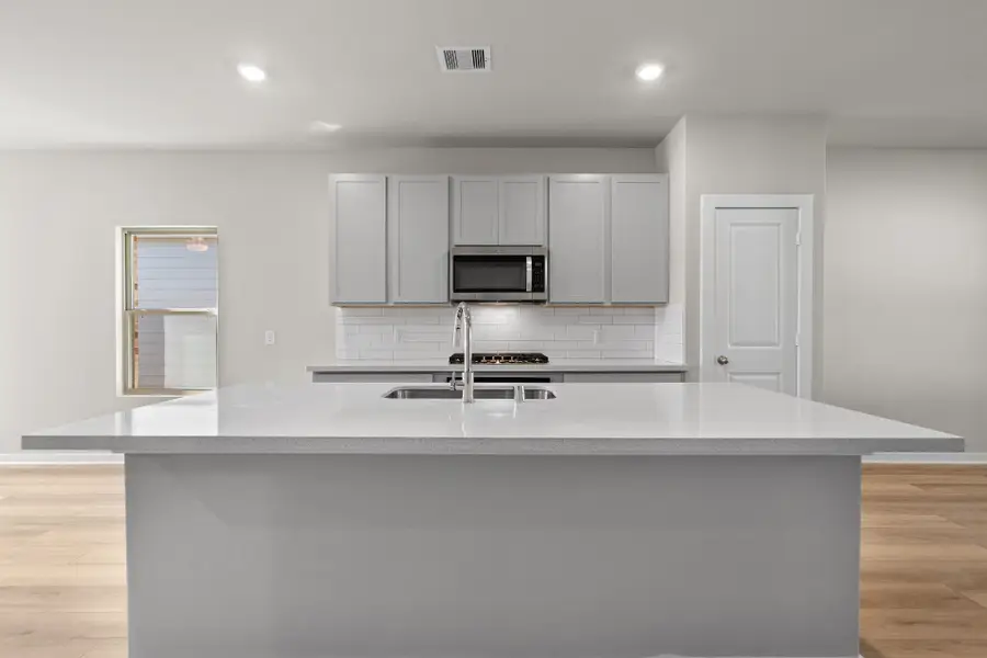 12163 Ridge Top Drive, Conroe, TX 77304 - Image #3