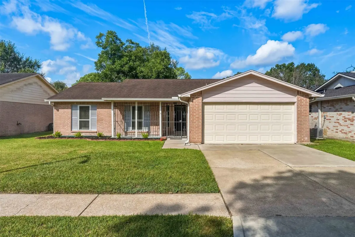 10514 Long River Drive, Sugar Land, TX 77498 - #1