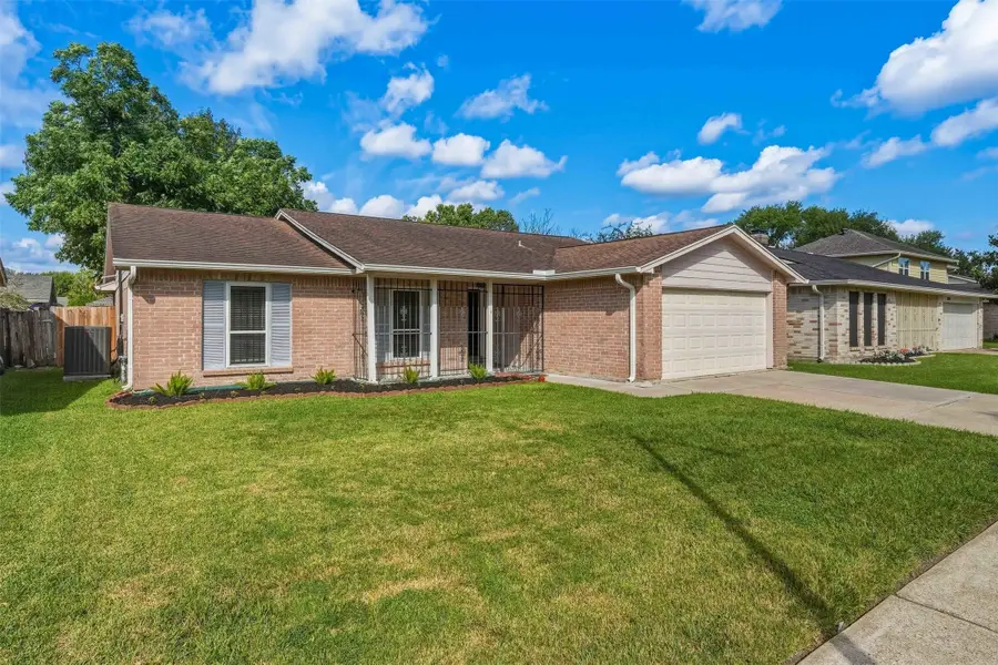 10514 Long River Drive, Sugar Land, TX 77498 - #2