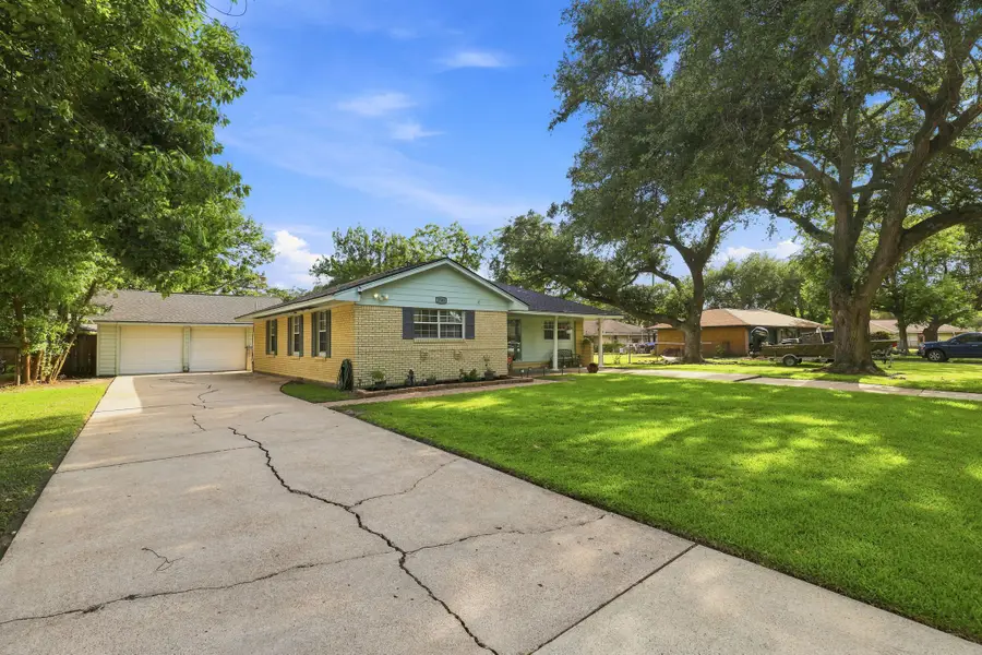 1705 Chilton Drive, Baytown, TX 77520 - #2