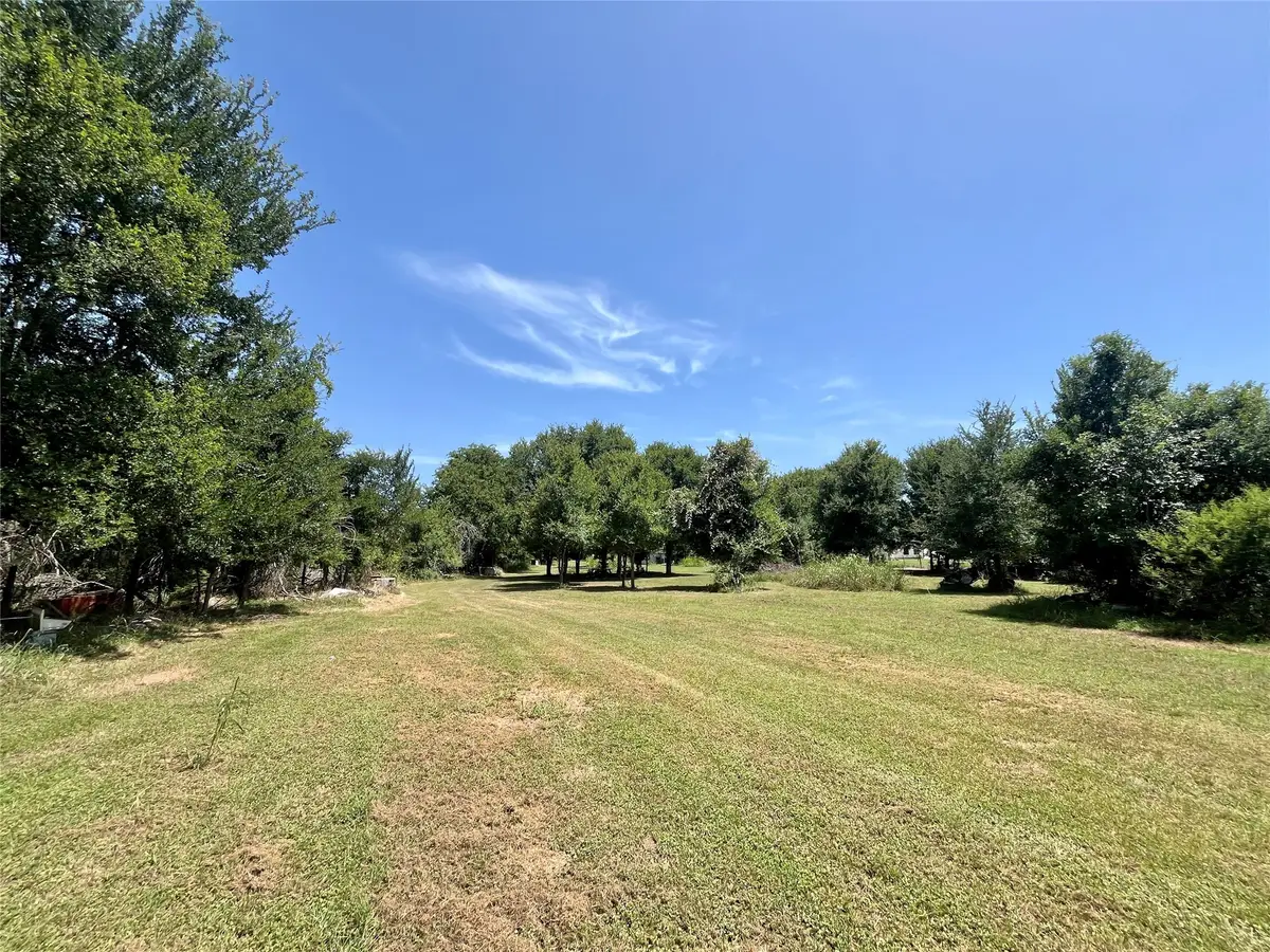 198 Riverside Drive, La Grange, TX 78945 - Image #1