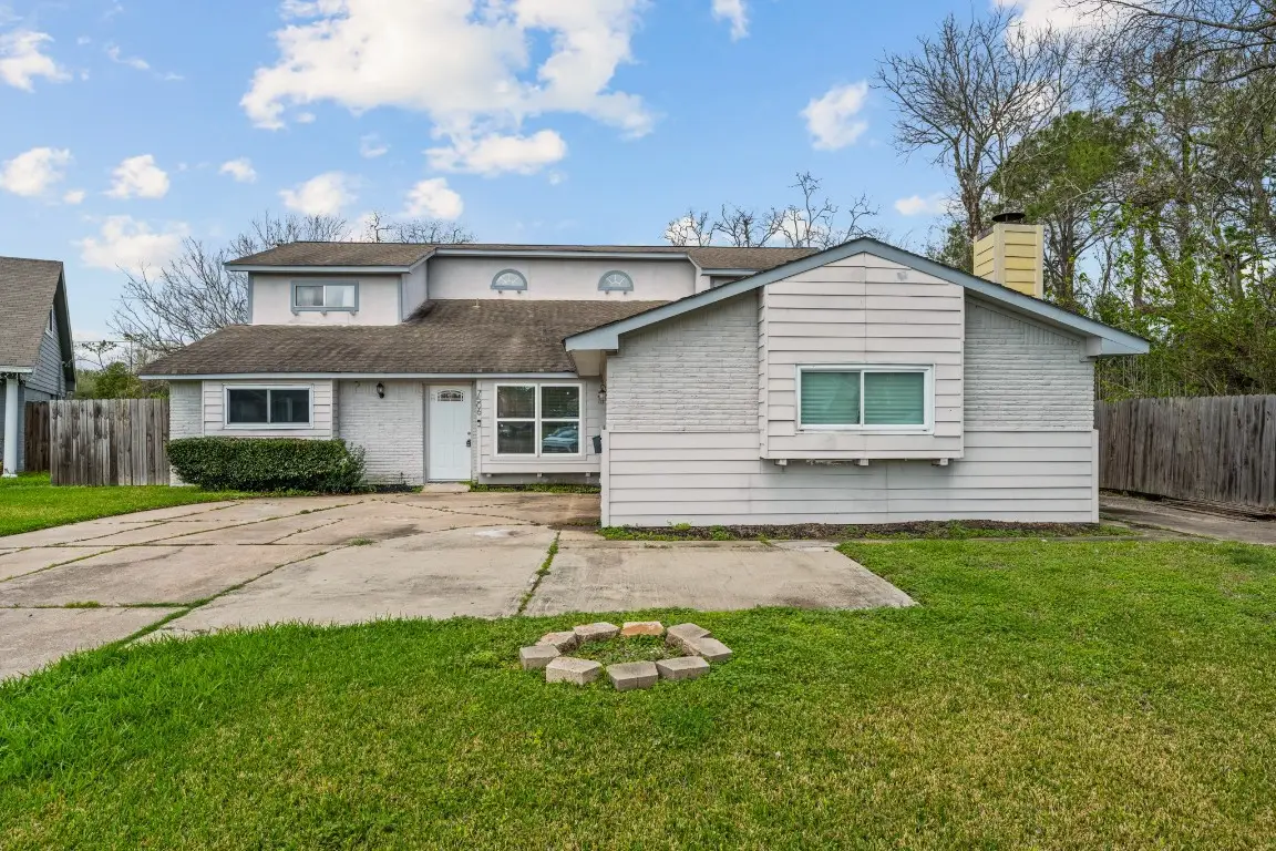 7506 Nightingale Circle, Texas City, TX 77591 - #1