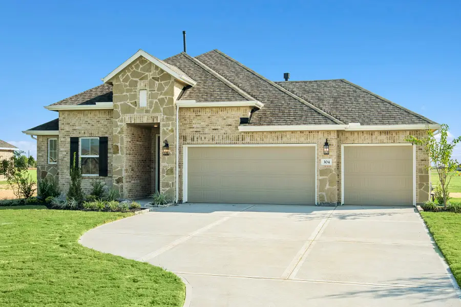 304 Boulden Court, Sealy, TX 77474 - Image #2
