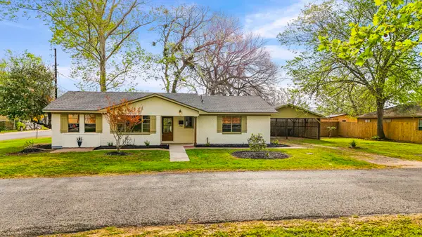 703 Austin Street, Columbus, TX 78934