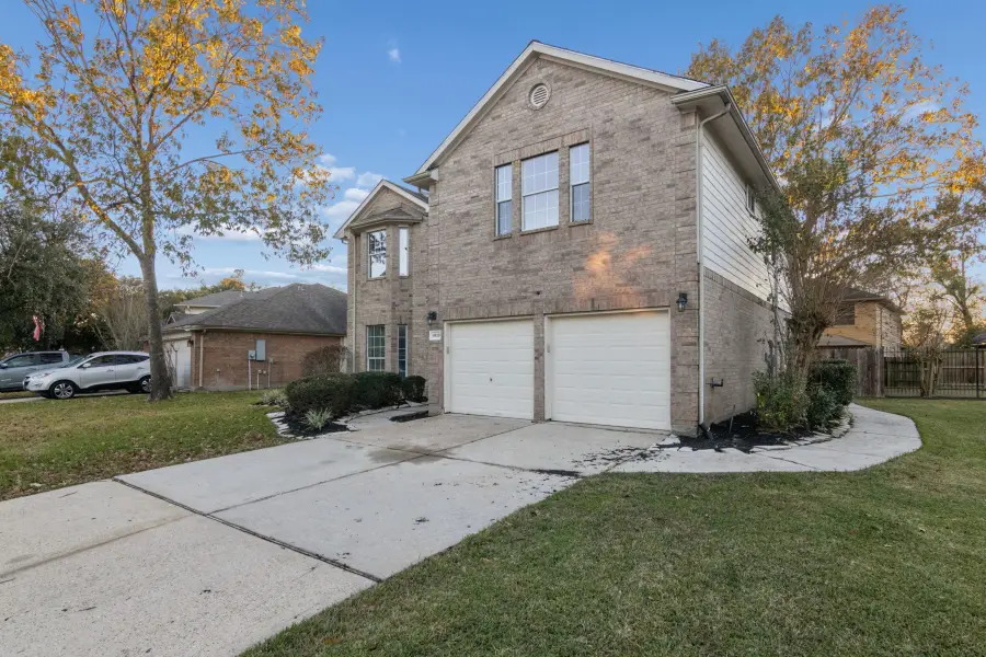 19119 Sprintwood Court, Humble, TX 77346 - Image #2