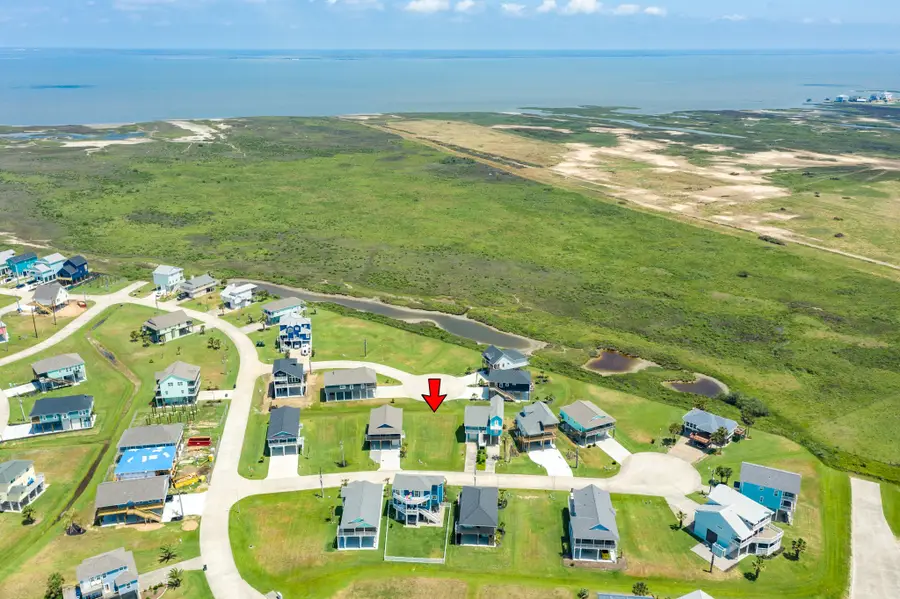 25026 Monterey Ct, Galveston, TX 77554 - Image #2