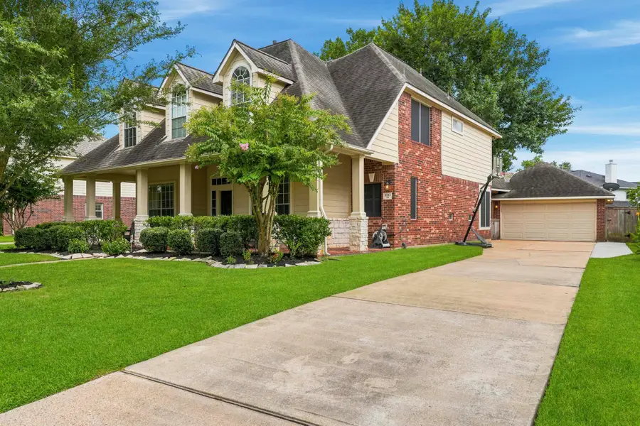 8310 Big Bend Drive, Sugar Land, TX 77479 - #3
