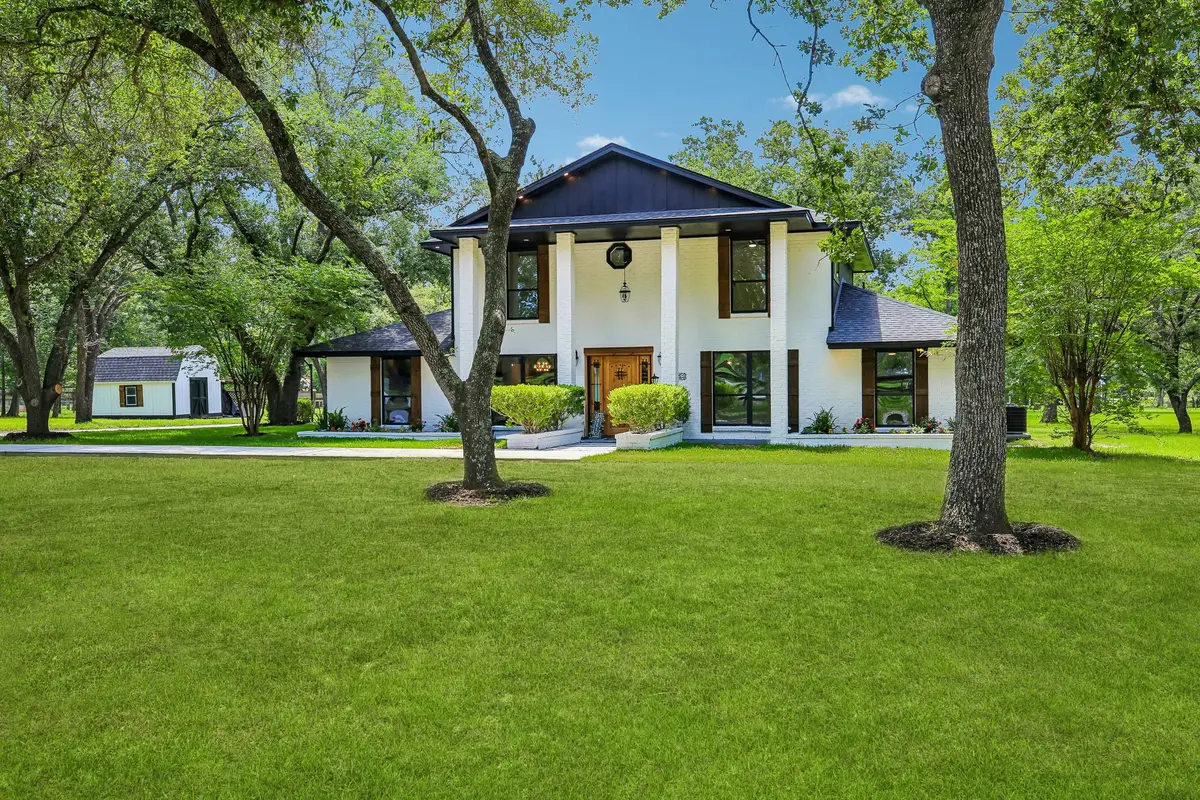 98 Pin Oak Lane, Hempstead, TX 77445 - #1