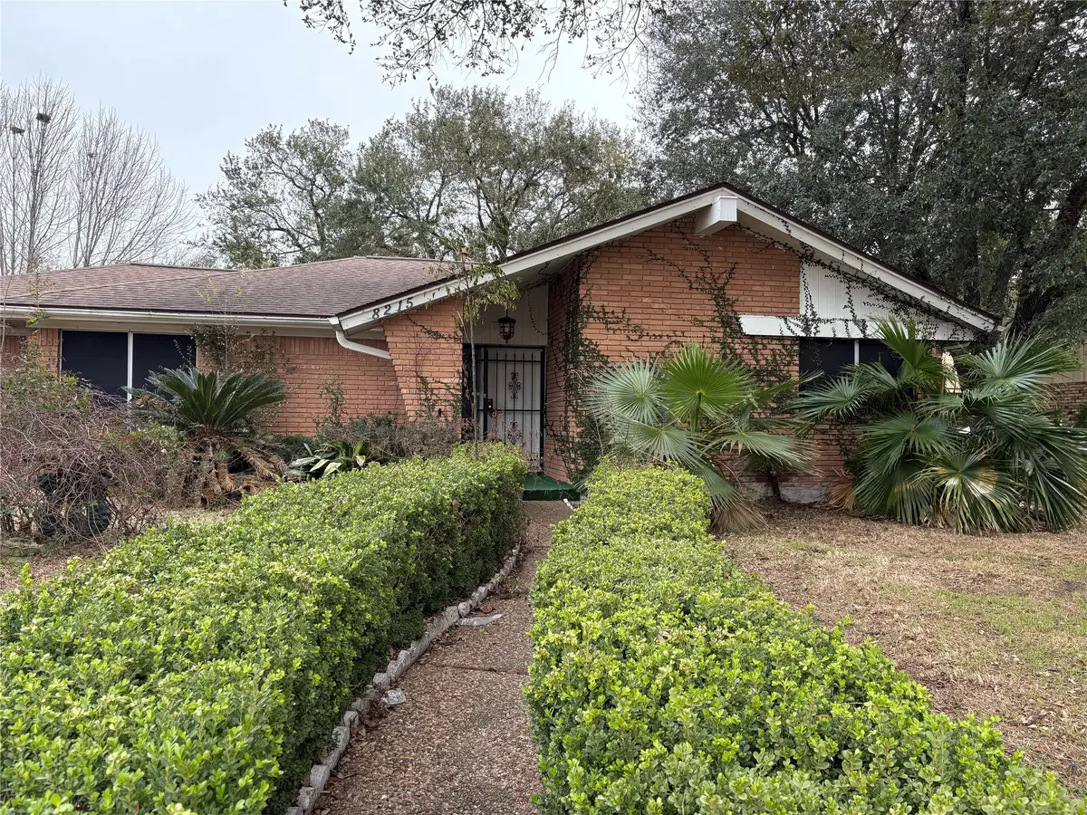 8215 Glencrest Street, Houston, TX 77061 - #1