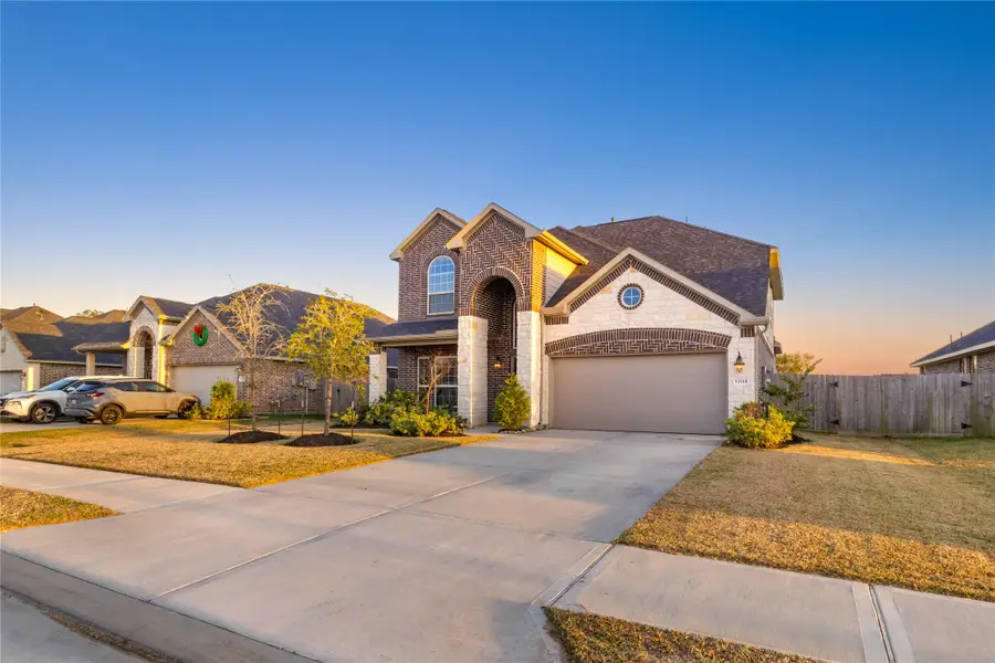 12114 Champions Forest Drive, Monterey Belvieu, TX 77535 - #2