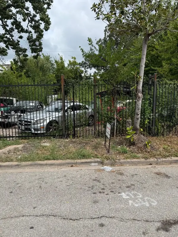 8918 Bellflower Street, Houston, TX 77063