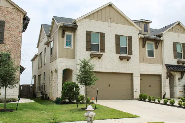 6567 Scarlet Pond Lane, Fulshear, TX 77441