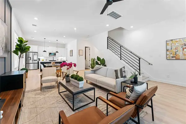 2528 Live Oak Street, Houston, TX 77004