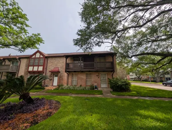 2231 Triway Lane #266, Houston, TX 77043