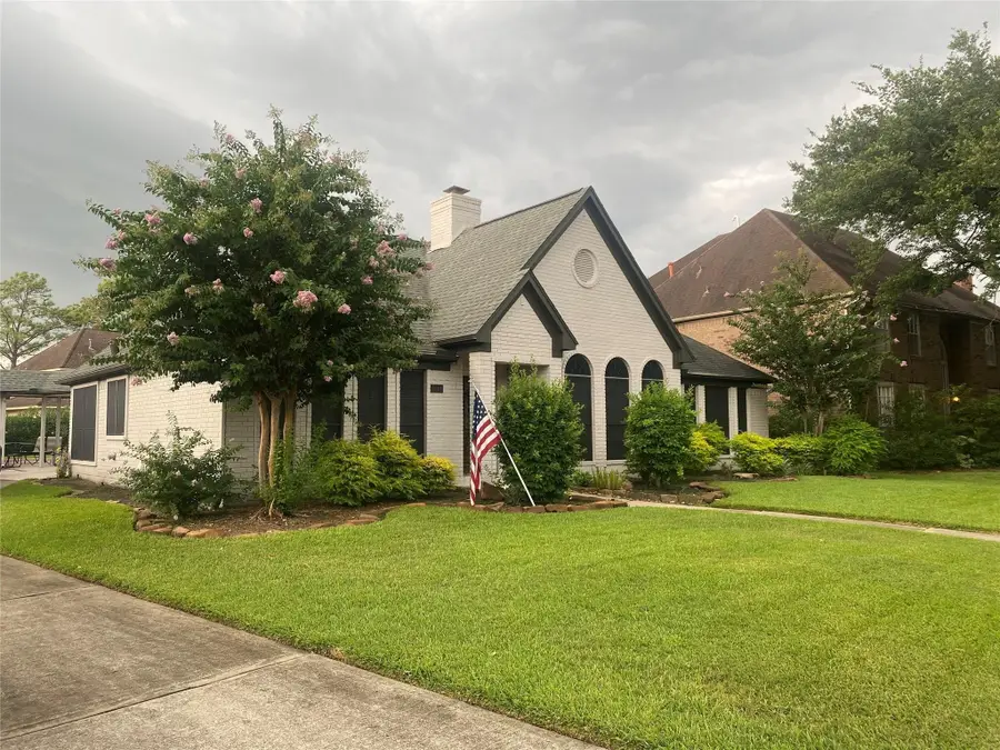 2114 Kilkenny Drive, Pearland, TX 77581 - Image #2