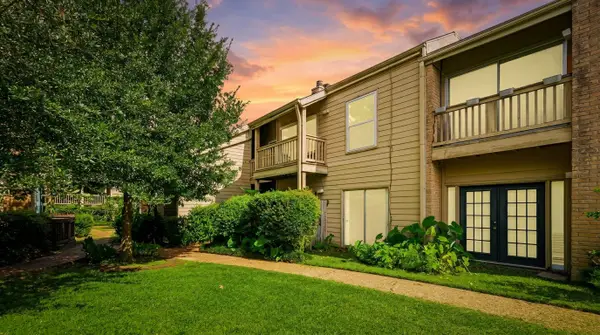 2100 Tanglewilde Street #378, Houston, TX 77063