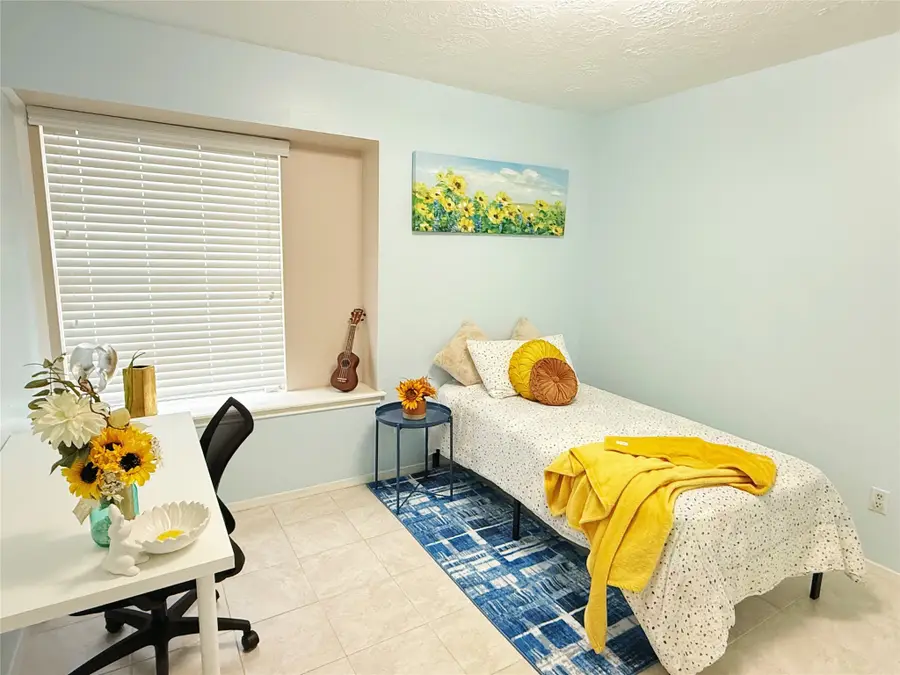 9214 Carvel Lane, Houston, TX 77036 - Image #3