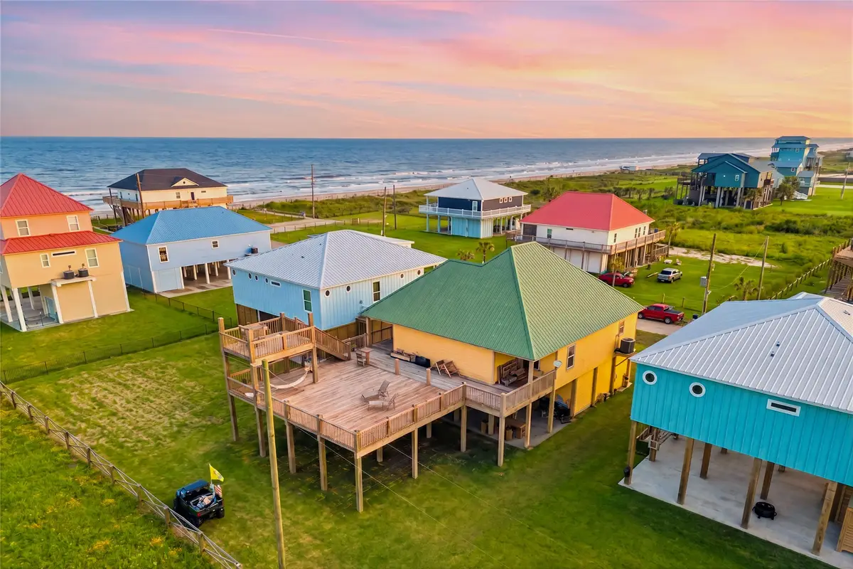 970 Bolivar Dunes Boulevard, Gilchrist, TX 77617 - #1