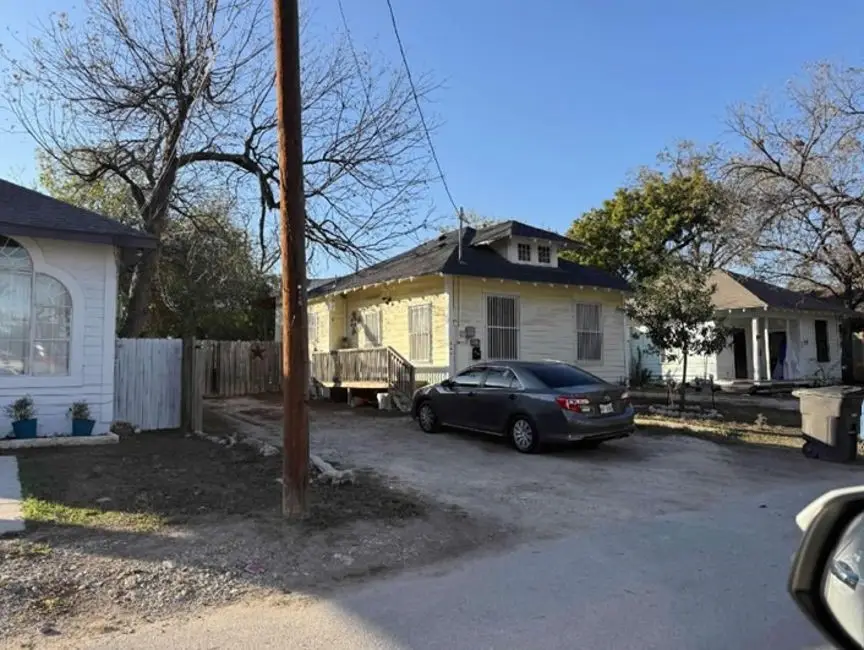 117 Aganier Avenue, San Antonio, TX 78212 - #2