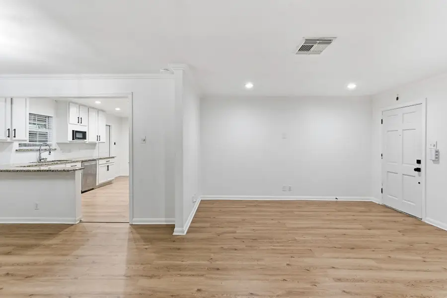 5517 Aspen Street, Houston, TX 77081 - Image #3