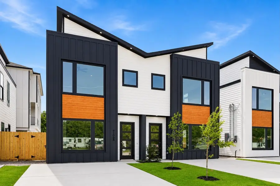 9104 Coffee Street #A-B, Houston, TX 77033 - #2