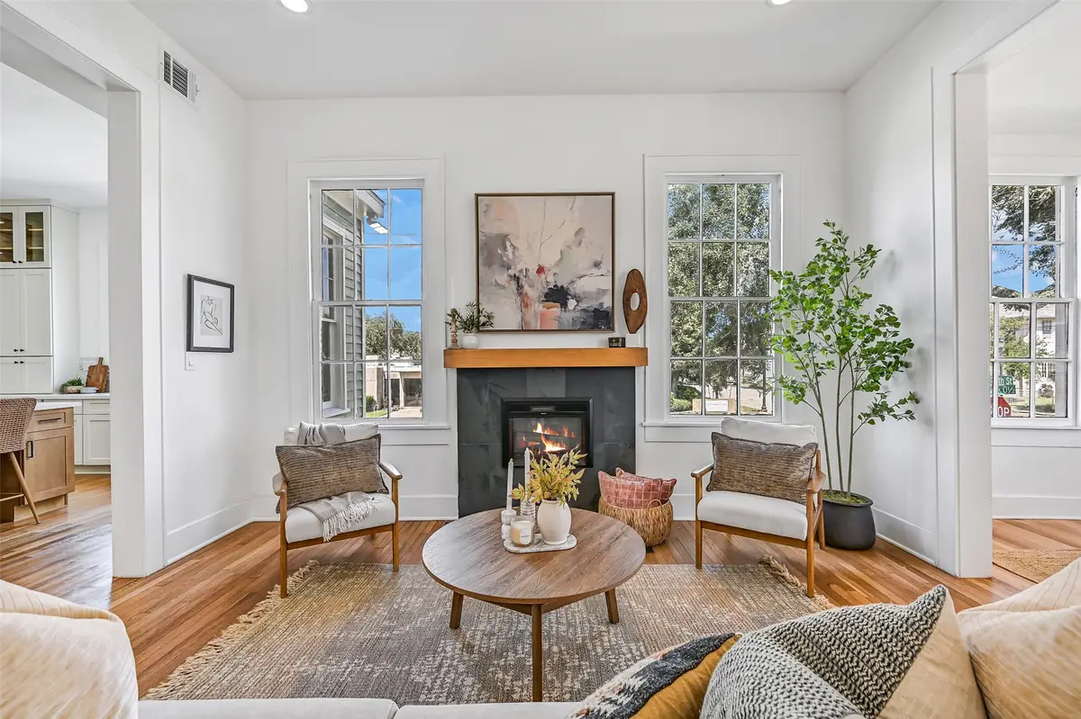 1803 27th St, Galveston, TX 77550 - Image #1