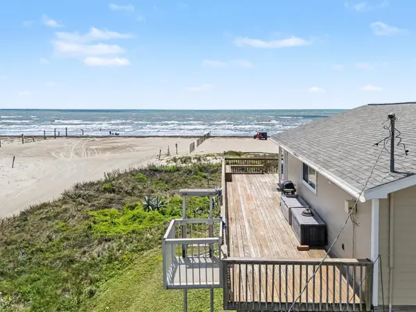 16505 Jamaica Beach Road, Jamaica Beach, TX 77554