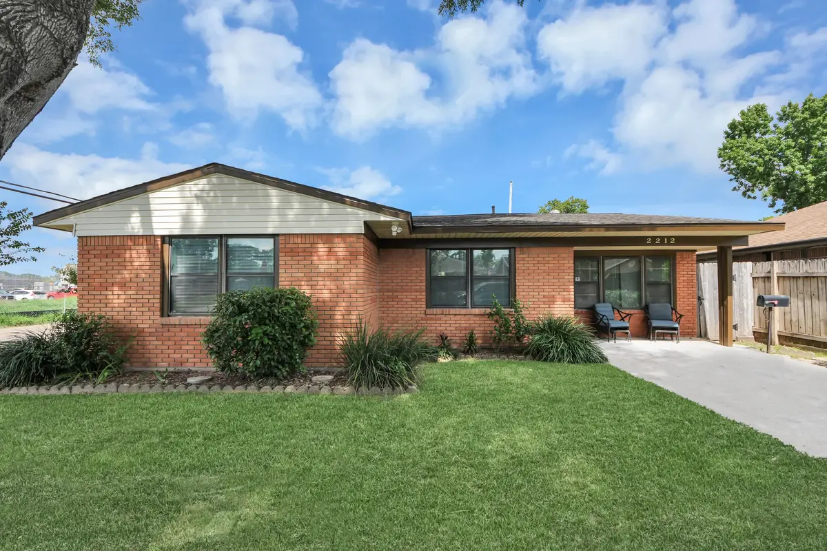 2212 Raspberry Lane, Pasadena, TX 77502 - #1