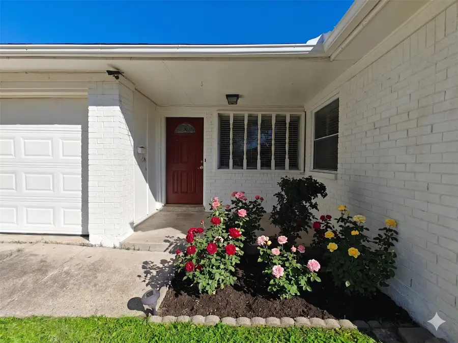 8818 Roos Road, Houston, TX 77036 - #2
