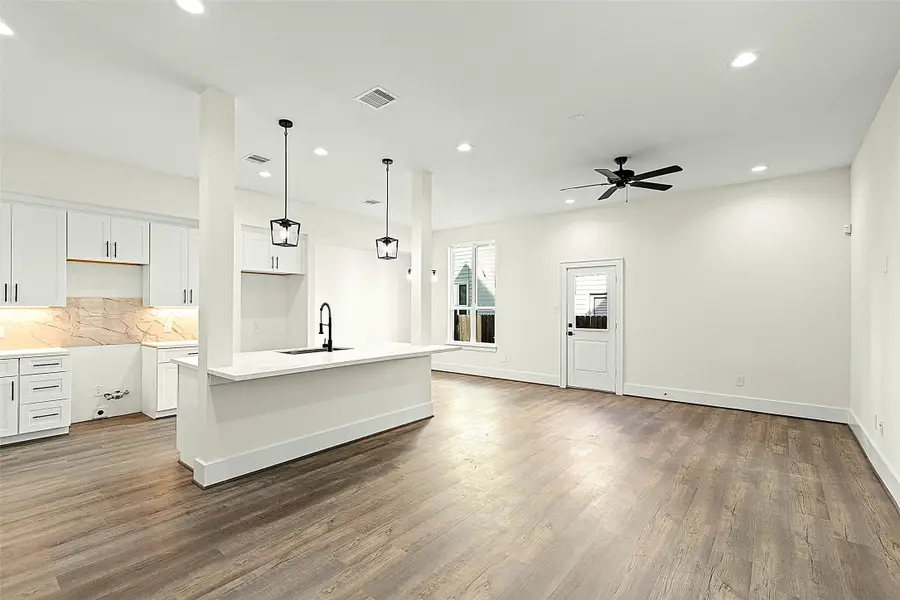 1807 Palmetto Landing Drive, Houston, TX 77009 - Image #2