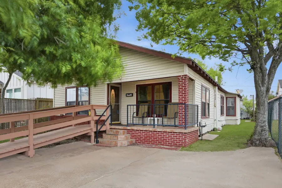 5518 Avenue Q, Galveston, TX 77551 - #2